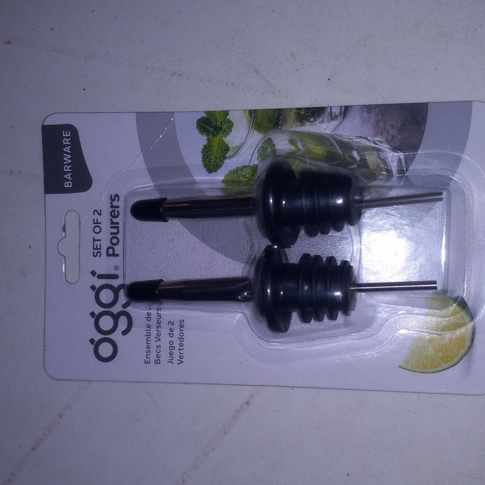 Set of 2 pourer